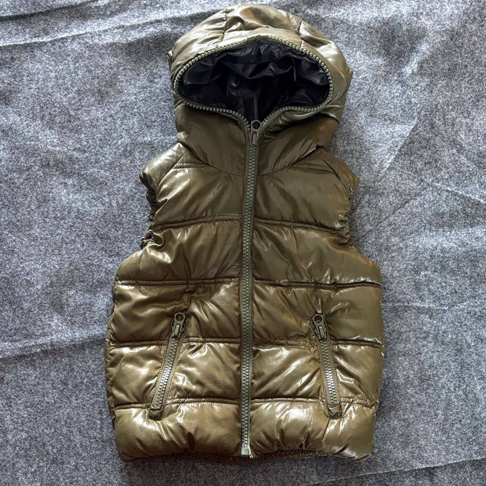 Zara Olive Green Hooded Puffer Vest for Kids
